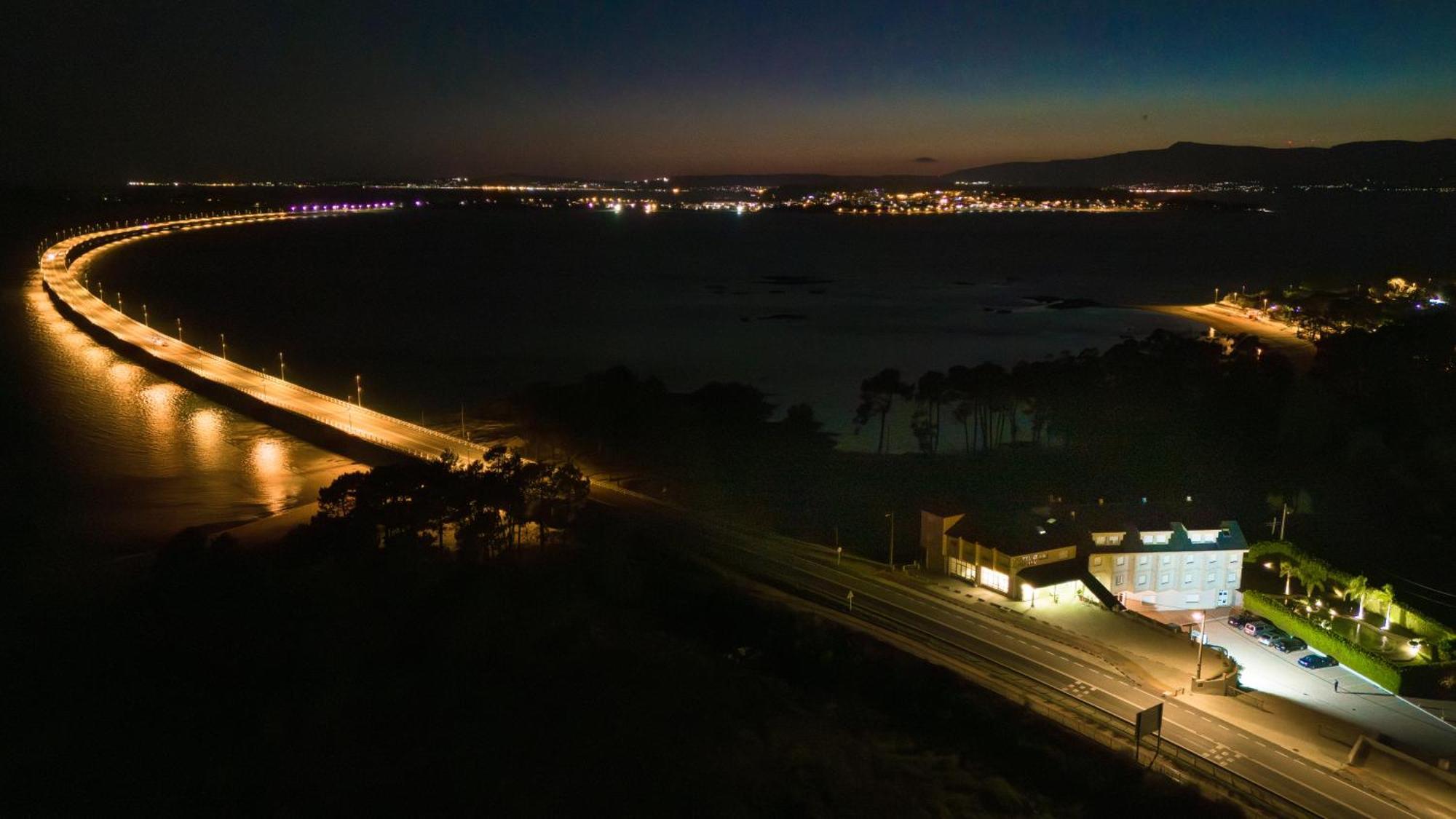 Hotel Dinajan Vilanova de Arousa Exterior foto