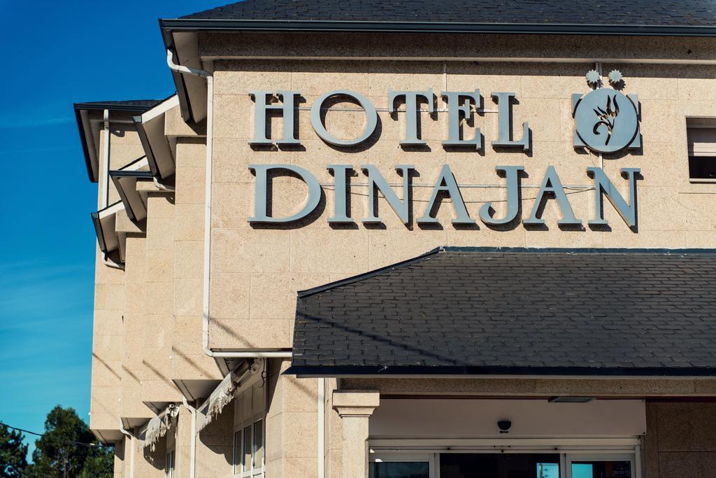 Hotel Dinajan Vilanova de Arousa Exterior foto
